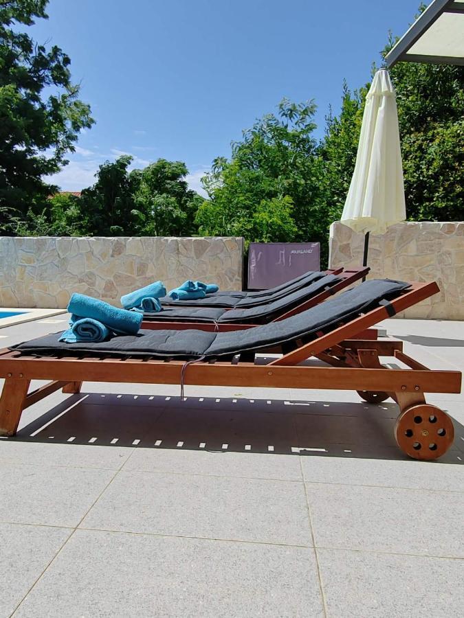 Villa Lily Привлака Екстер'єр фото